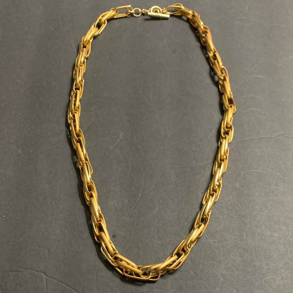 Chunky Double linked 30 inch gold chain w/ toggle closure
